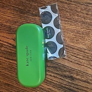 Kate Spade Sunglass Eyeglass case w/ polka dot cleaning cloth Hello Sunshine